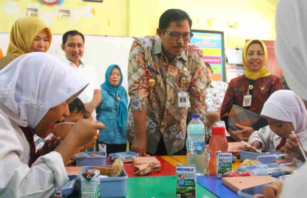 Pemerintah Jateng Uji Coba Makan Bergizi Senilai Rp15 Ribu di Desa Bedono Kab. Semarang, ‘Piye Tanggapanmu?’