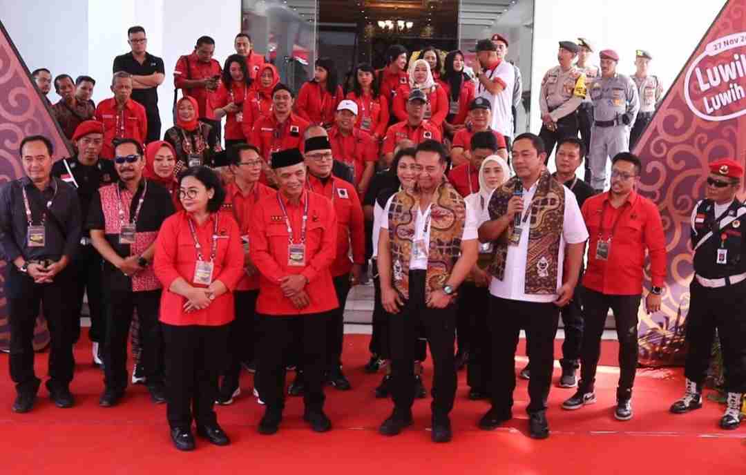 Resmi Daftar di KPU Jateng, Andika-Hendi Yakin Menang!
