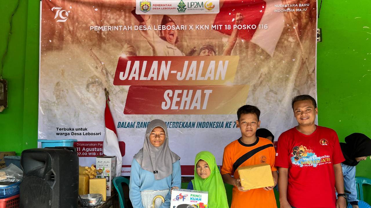 Serunya Jalan Sehat Kemerdekaan di Desa Lebosari Kangkung