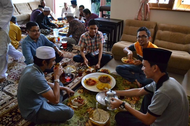 Kenduri: Tradisi Leluhur yang Sarat Akan Nilai Sosial dan Keagamaan
