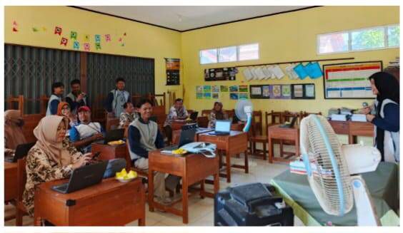 Dorong Kuasai Media Pembelajaran Digital, Mahasiswa KKN UMK Kudus Gelar Pelatihan Bagi Guru SDN Tlogorejo Pati