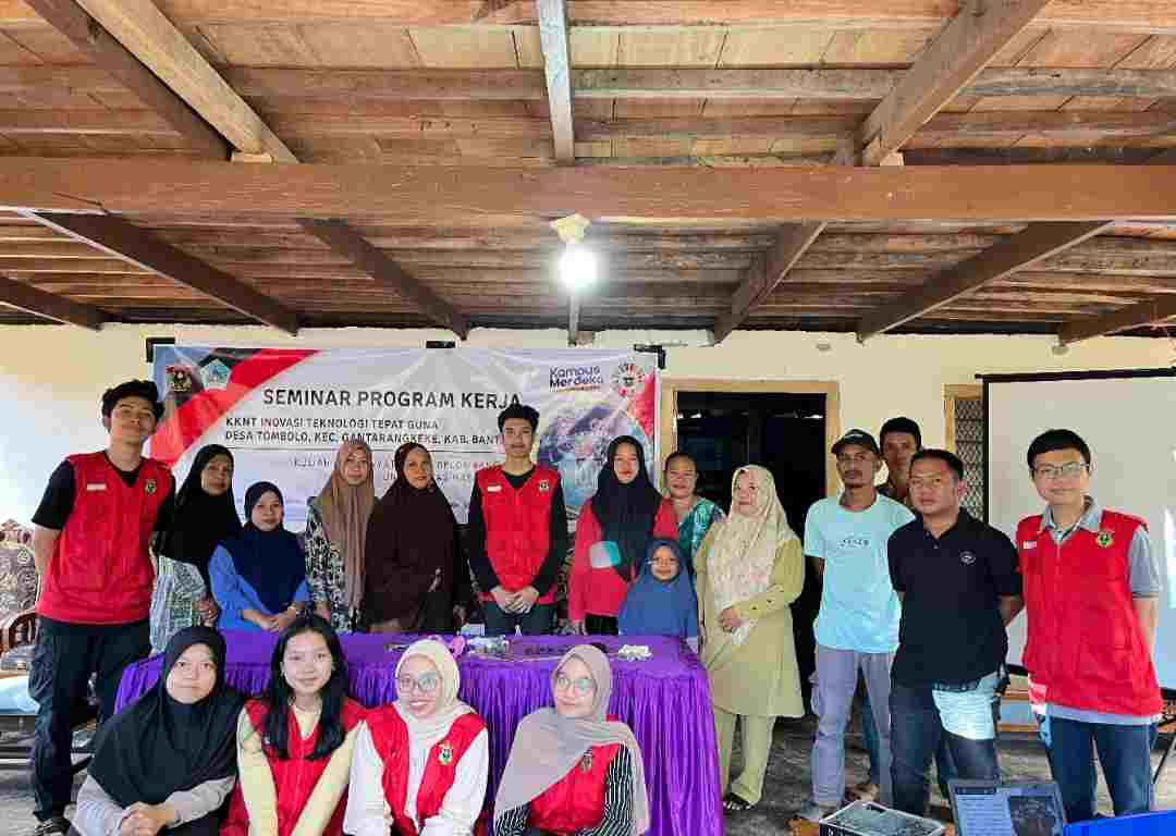 Mahasiswa Unhas Makassar Latih Masyarakat Buat Briket, Manfaatkan Limbah Bonggol Jagung