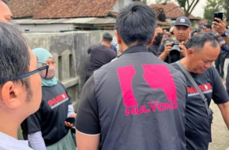 Soal Rompi ‘Putra Mulyono’ Kaesang, ICW Membalas dengan Kaos ‘Korban Mulyono’