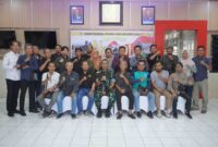 Dandim 0715/Kendal Letkol Inf Ely Purwadi bersama Rekan Forum Wartawan Kendal (Forwaken)