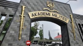 Gerbang Akademi Militer Magelang