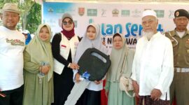 Alvin Almadina didampingi pengurus PPTQ Asnawiyyah Demak