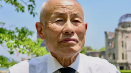Toshiyuki Mimaki selamat dari pemboman Hiroshima pada 1945. Ia kini memimpin Nihon Hidankyo, organisasi penyintas bom atom Hiroshima-Nagasaki di Jepang. Ia menyebut, situasi di Gaza kini mirip di Jepang pada akhir masa perang dunia II.(BBC News/Tessa Wong)