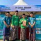 Ketua Tanfidziyah PWNU Jawa Tengah KH Abdul Ghaffar Razin dan Sekretaris H Fatkhur Rohman ketika mengunjungi stand Bazaar UMKM Pesantren Darul Amanah Sukorejo Kendal