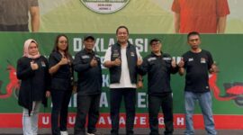 Hendrar Prihadi alias Hendi saat menerima pernyataan dukungan dari Komunitas Ojol Jateng  di Grasia Hotel, Senin (14/10/2024) 
