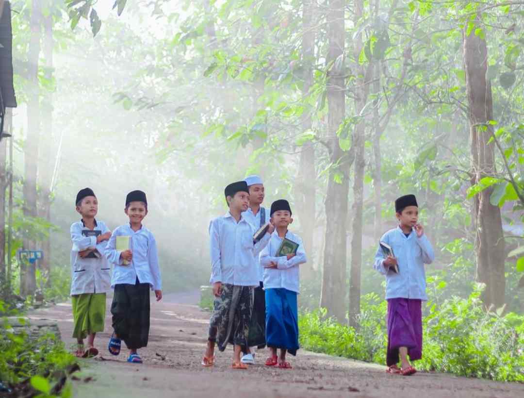 Guys! Di Usia Berapa Kamu Tahu, Kalau Pesantren Al Kahfi Somalangu Kebumen Adalah Pesantren Tertua di Jateng, Bahkan di Asia Tenggara?