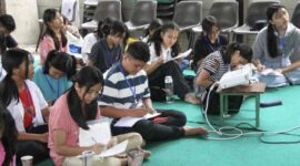 Sesi Latihan Dasar Kepemimpinan Siswa (LDKS) SMP Santo Yosef Tarakanita Surabaya/ dok: istimewa
