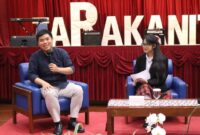 Ketua Program Studi Psikologi, Universitas Bunda Mulia Jakarta, Garvin Goel, M.Psi bersama Kepala SMA Tarakanita 1, Kristina Winarti, MPd saat Career Day SMA Tarakanita 1 Jakarta yang ke-23
