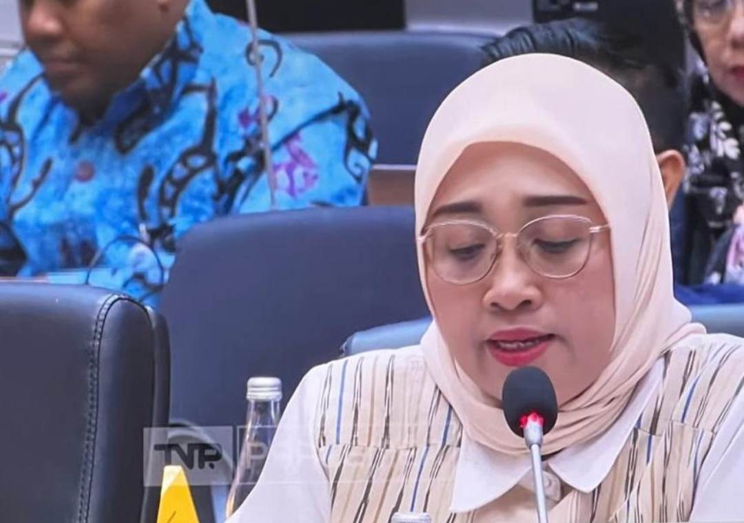 Rapat Baleg, Hindun Anisah Suarakan RUU PPRT dan RUU Masyarakat Adat Jadi Prioritas Prolegnas 2025-2029