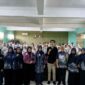 Foto bersama saat Workshop Penulisan Berita dan Reporter di SMP Negeri 1 Krembung, Sidoarjo, Jawa Timur, Selasa (29/10/2024)
