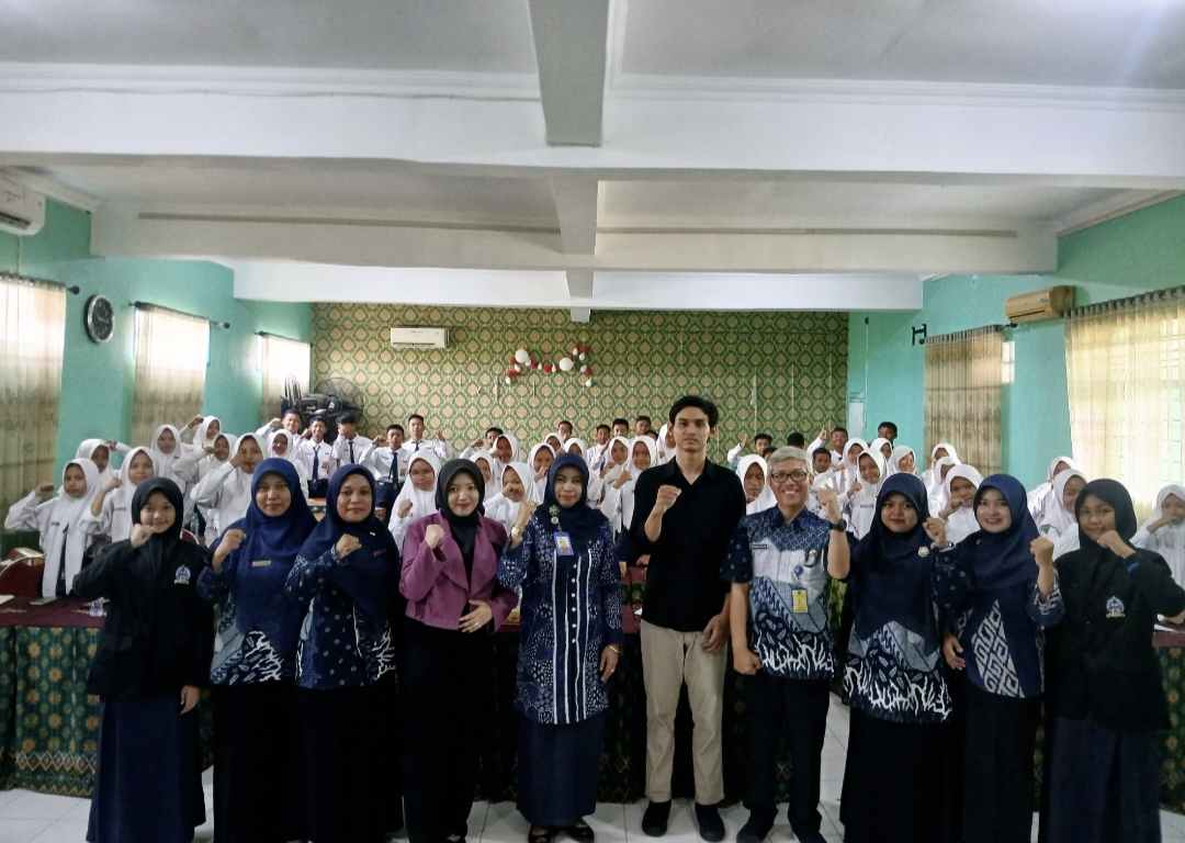 Hadirkan Dua Pemateri, Ratusan Siswa Ikuti Workshop Penulisan Berita dan Reporter di SMP Negeri 1 Krembung