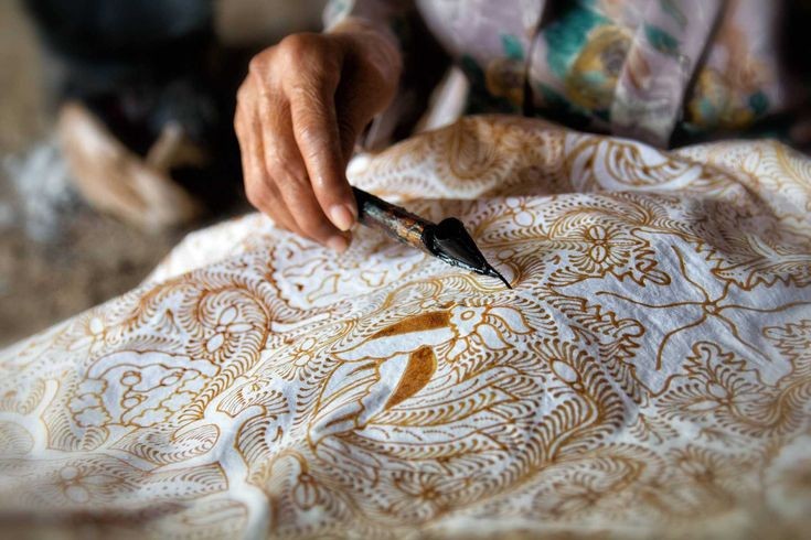 Rayakan Hari Batik Nasional, KBRI Caracas Buka Kelas Batik Bagi Masyarakat Venezuela