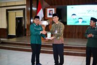 Pj Bupati Pekalongan Widi Hartanto dan Ketua PC ISNU Pekalongan Mohammad Nasrudin Rahmat