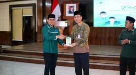Pj Bupati Pekalongan Widi Hartanto dan Ketua PC ISNU Pekalongan Mohammad Nasrudin Rahmat