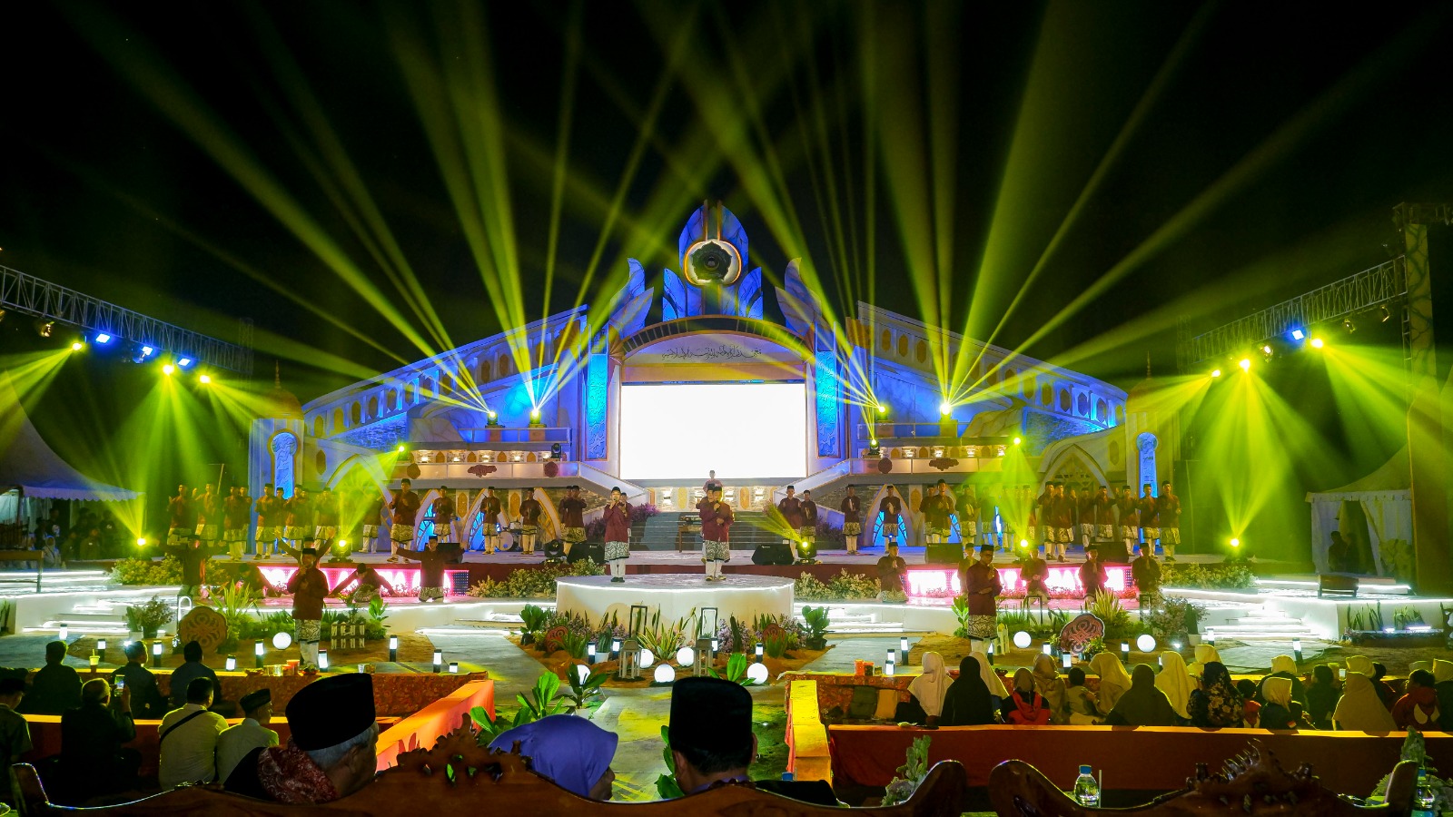 Kolaborasi Seni, Budaya dan Kepemimpinan di Arena 534 Pesantren Darul Amanah: Karya Santri untuk Negeri