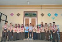 Foto bersama siswa SMA Negeri 1 Purbalingga di Situs Cagar Budaya Pendopo KH. Ahmad Dahlan Purbalingga Jawa Tengah/ foto: Bimba Valid