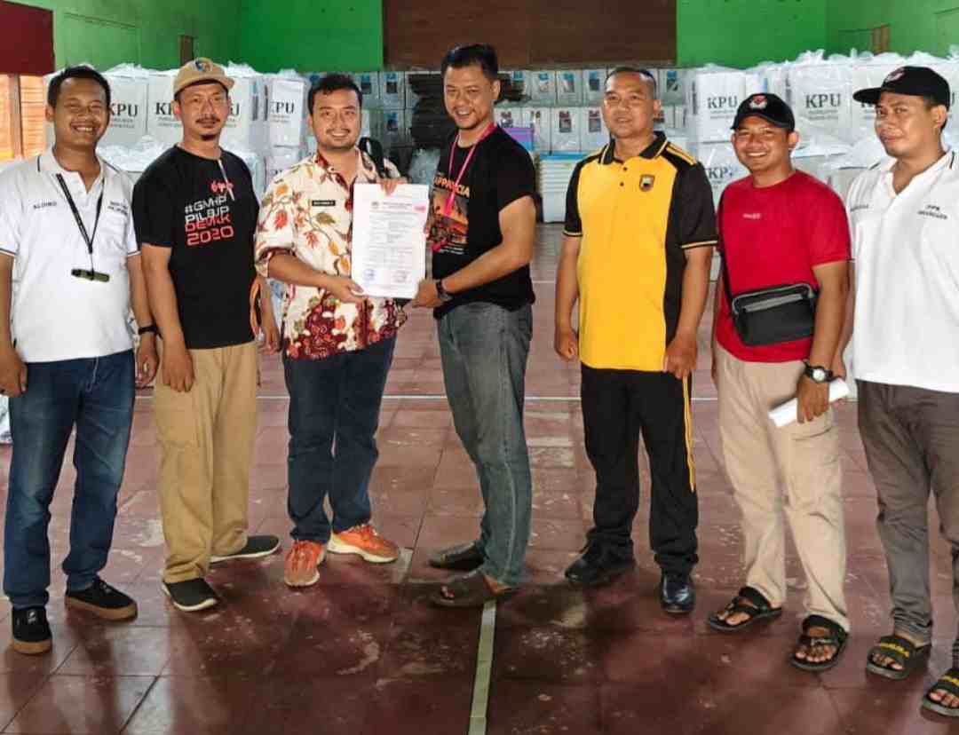 Alhamdulillah! Logistik Pilkada Serentak 2024 Tiba di PPK Mranggen Demak