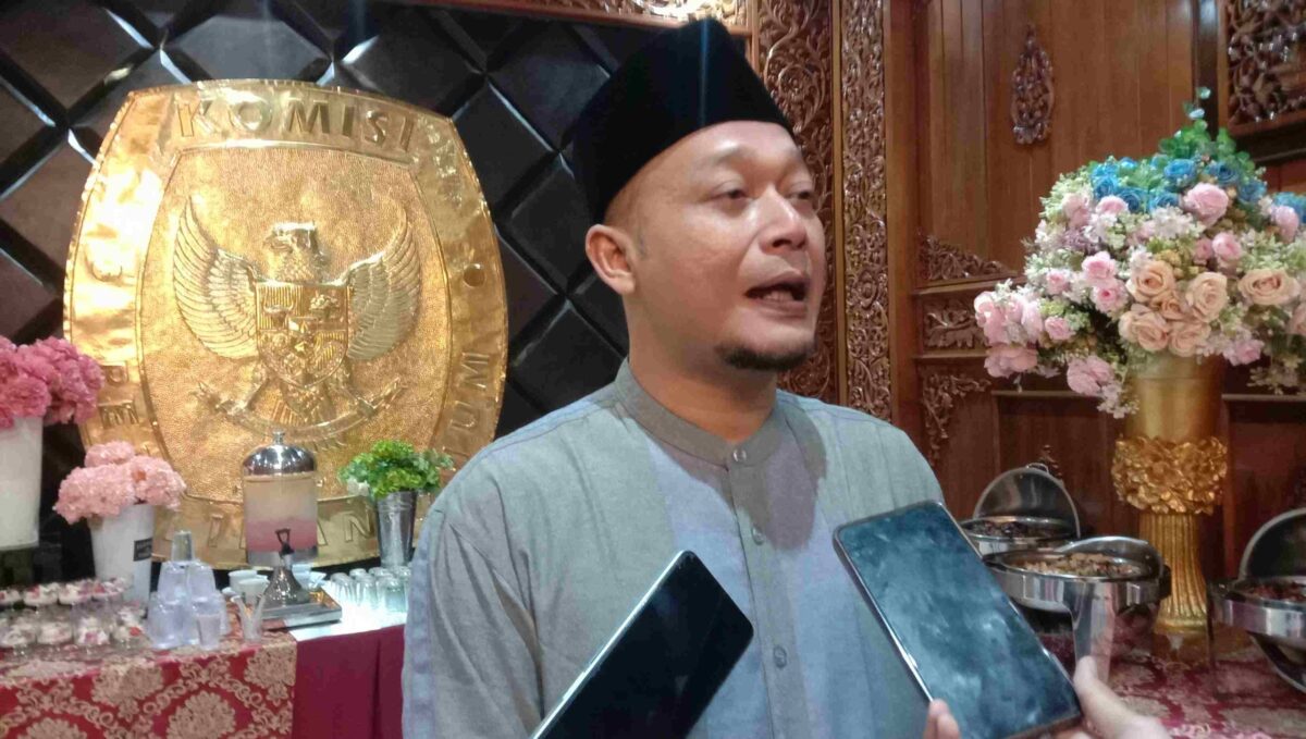 Ketua KPU Jawa Tengah, Handi Tri Ujiono saat memberikan keterangan terkait Pilkada Serentak. Minggu, 24/11/2024