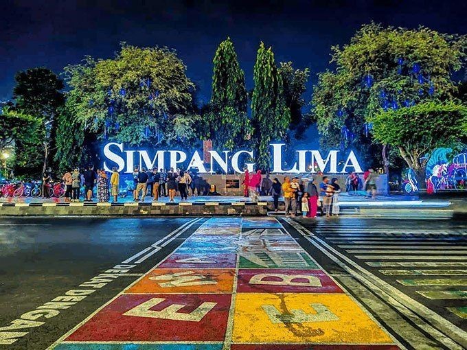 Simpang Lima, Jantung Kota Semarang yang Alami Overcapacity
