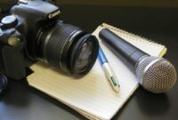 POV: atribut seorang jurnalis / sumber: pinterest