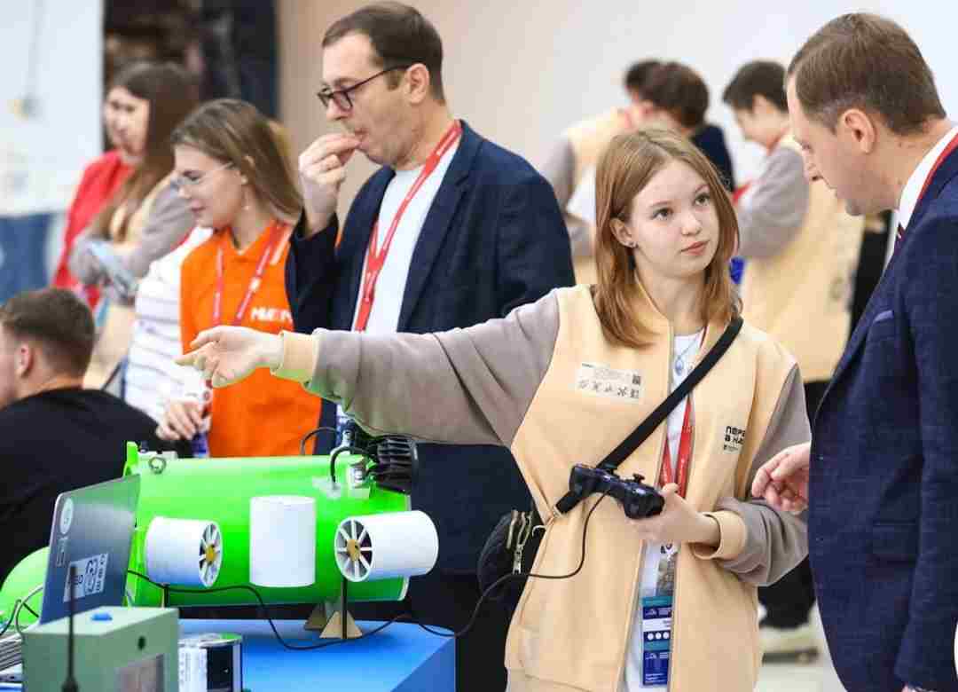 Pertegas Kepemimpinan di Bidang Sains, Teknologi dan Inovasi, Rusia Gelar Kongres Ilmuan Muda Rusia-BRICS