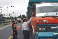 Dishub Sumut bersama Balai Pengelola Transportasi Darat (BPTD) Kelas 2 Sumut mulai mensosialisasikan kebijakan pembatasan operasional kendaraan angkutan barang jelang libur Natal 2024 dan Tahun Baru 2025 (Nataru).

