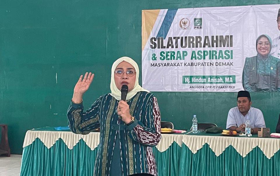 Rob Demak Semakin Parah, Begini Respon Hindun Anisah