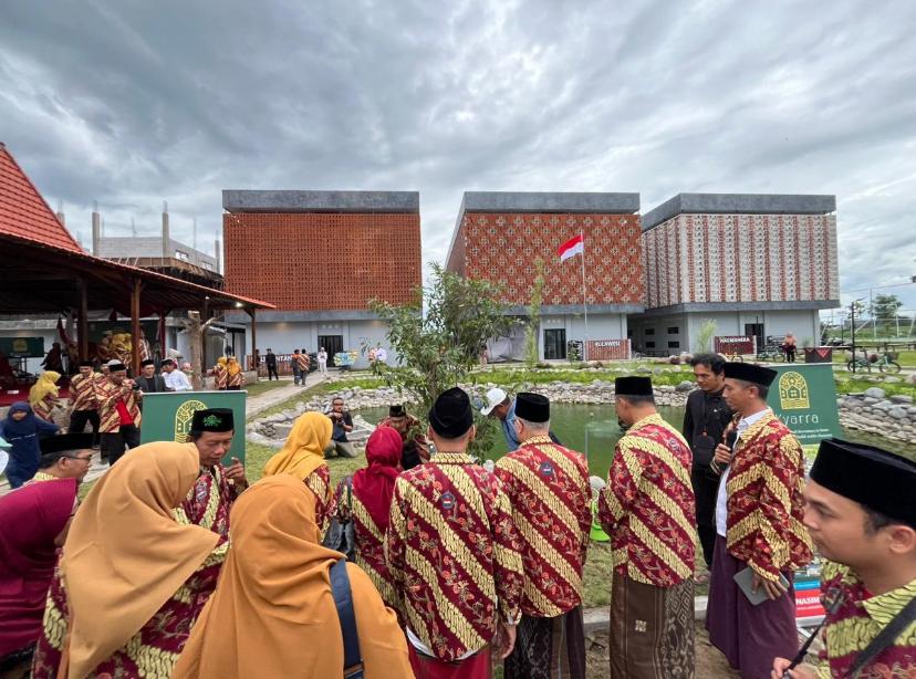 YPI Nasima Resmikan Kyarra Dormitory, Ikon Baru Pendidikan di Kampung Inggris