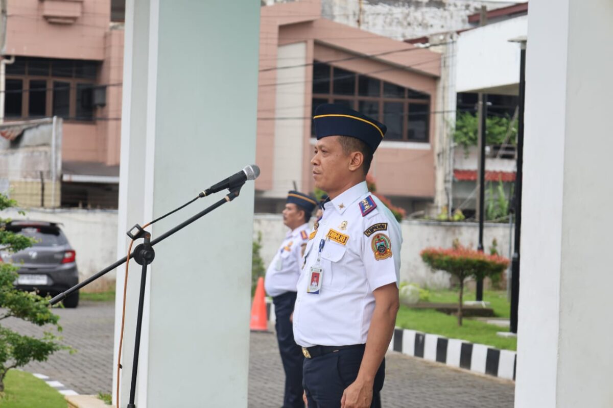 Apel pagi di Halaman Kantor Dishub Sumut, Jalan Imam Bonjol No. 61, Medan, pada Senin (20/1/2025).