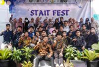 POV: panitia event STAIT FEST saat foto bersama/ dok istimewa