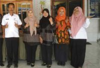 Perangkat Desa Sugihwaras Kecamatan Candi, Kabupaten Sidoarjo, Jawa Timur / sumber: Instagram @desa_sugihwaras