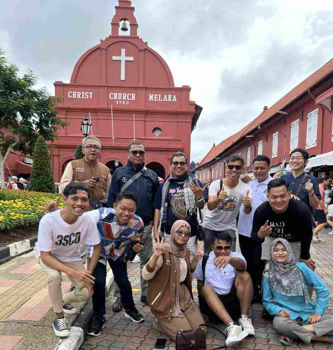 Napak Tilas Islam Nusantara: Melaka, Warisan Surau dan Gereja