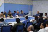 Kepala Dinas Perhubungan (Kadishub) Sumatera Utara, Dr. Agustinus Panjaitan dalam rapat persiapan uji coba di Command Center Dishub Sumut, Jumat (17/1/2025).