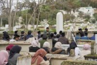 Pengurus Cabang Istimewa Nahdlatul Ulama (PCINU) Tunisia menggelar Ziarah di makam Syeikh Muhammad Thahir bin Asyur, pada Rabu, 15 Januari 2025