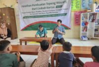 Sambutan Ketua Yayasan Kiblat Abinaya Indonesia, Fadhel Moubharok, saat pelatihan pembuatan topeng wayang limbah kertas #batch 1 oleh Yayasan Kiblat Abinaya Indonesia pada 12 Januari 2025
