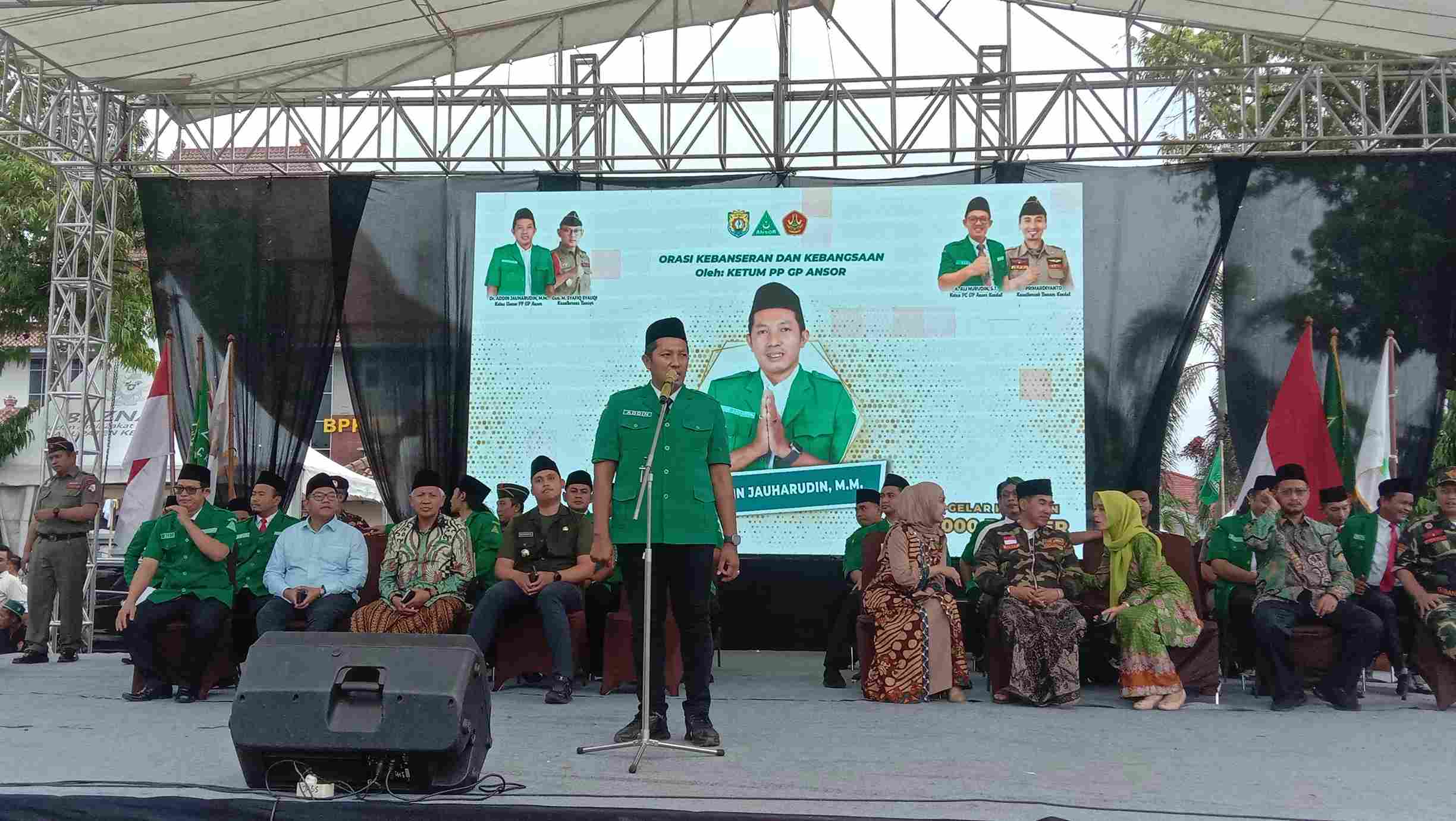 Satkorcab Banser Kendal 2024-2028 Resmi Dikukuhkan, Ketum GP Ansor Ingatkan Banser Agar Tasbih dan Tongkat Harus Jadi Pegangan