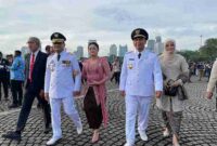 Pasangan Gubernur dan Wakil Gubernur Jawa Tengah saat tiba untuk prosesi pelantikan di Istana Negara Jakarta. Kamis, 20/2/2025