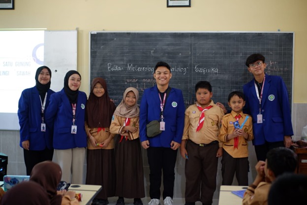 Hmmm…. Mahasiswa KKN MBKM UM Sosialisasikan Kebudayaan Lokal di SDN Sumbergondo 1 Kota Batu, Lho! Coba, Cek!