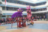 Pertunjukan barongsai dalam rangka merayakan Imlek 2025 TK Tarakanita-SD dan SMP Santo Yosef Surabaya
