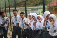 Ilustrasi pelajar SMA/ sumber; pinterest