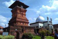 Masjid Menara Kudus/ pinterest