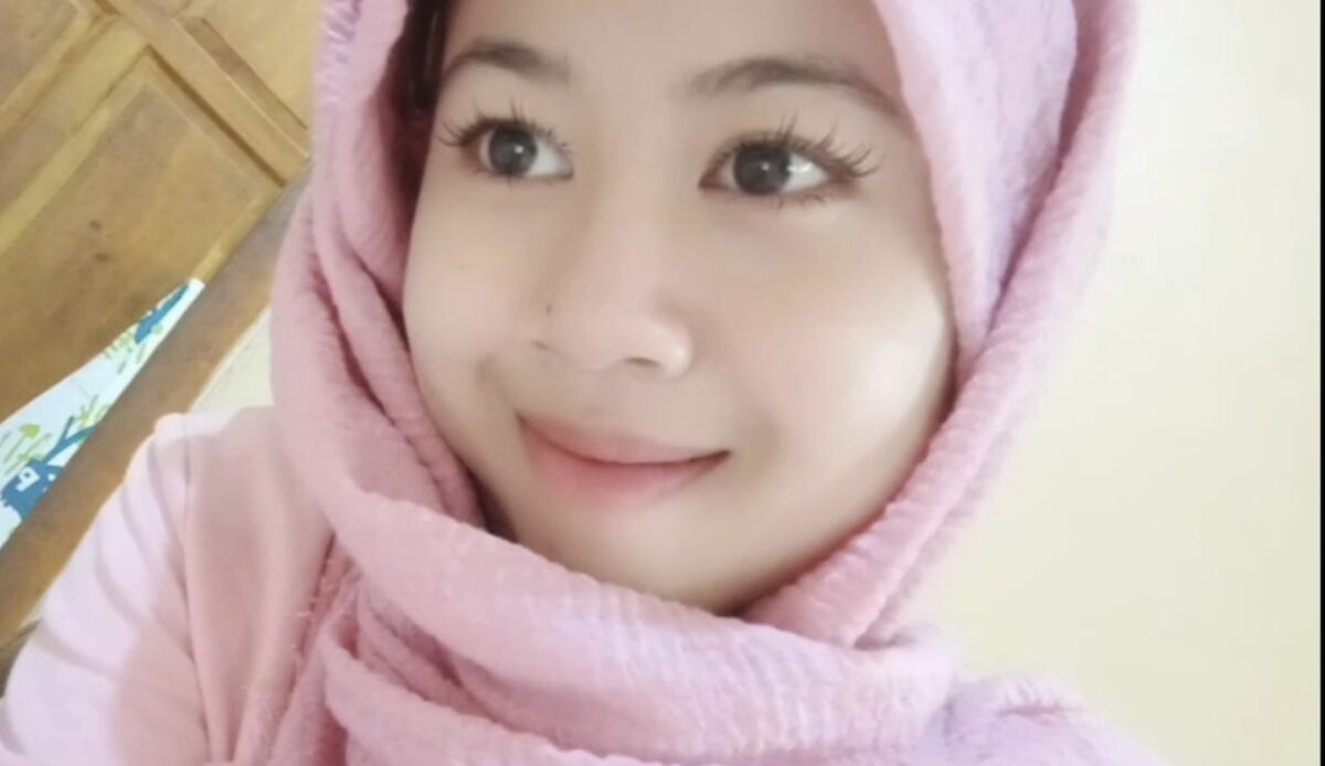 Novia Saputri, Mahasiswa Prodi Pendidikan Kimia, Fakultas Matematika dan Ilmu Pengetahuan Alam-UNY