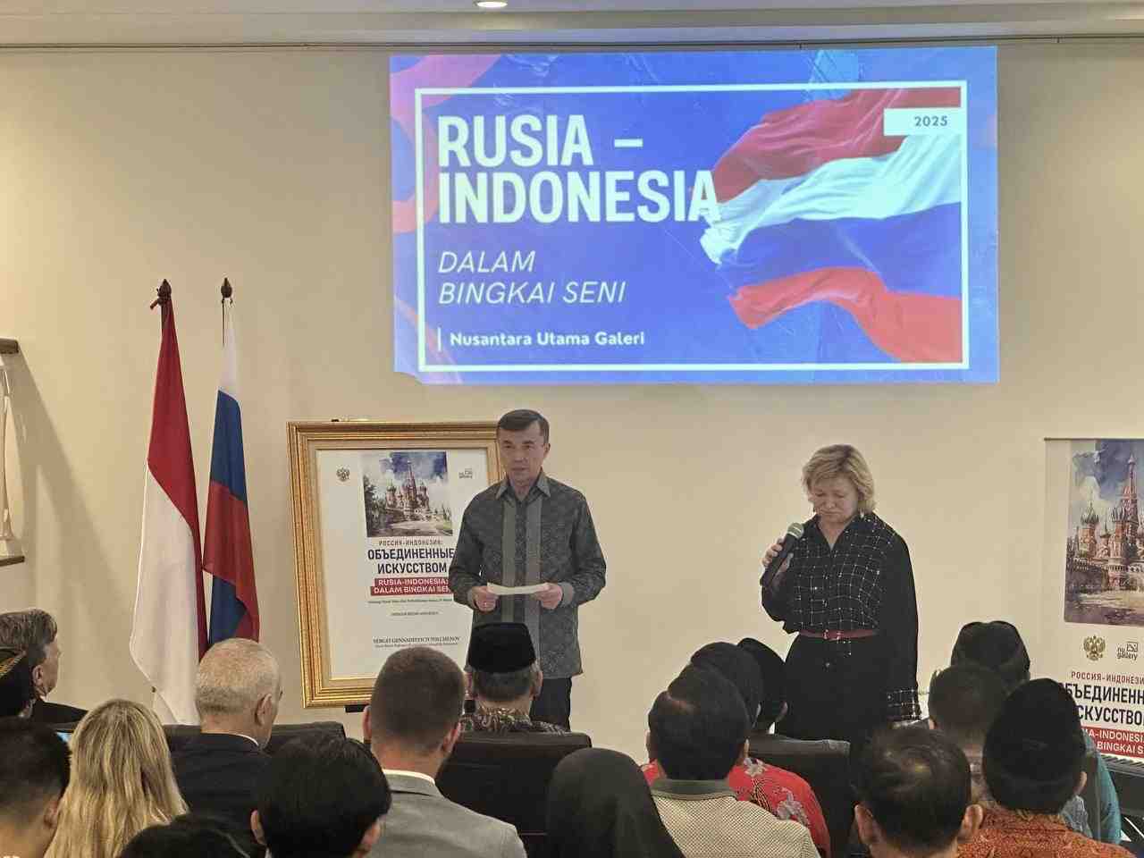 Pameran “Rusia – Indonesia dalam Bingkai Seni” Dibuka di Jakarta, Peringati 75 Tahun Hubungan Diplomatik