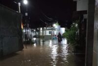 Banjir merendam puluhan rumah di Desa Seren, Kecamatan Gebang Kabupaten Purworejo Jawa Tengah pada Jumat (28/3/2025)(KOMPAS.COM/BAYUAPRILIANO)
