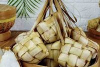 Gambar ketupat (sumber: pinterest) 