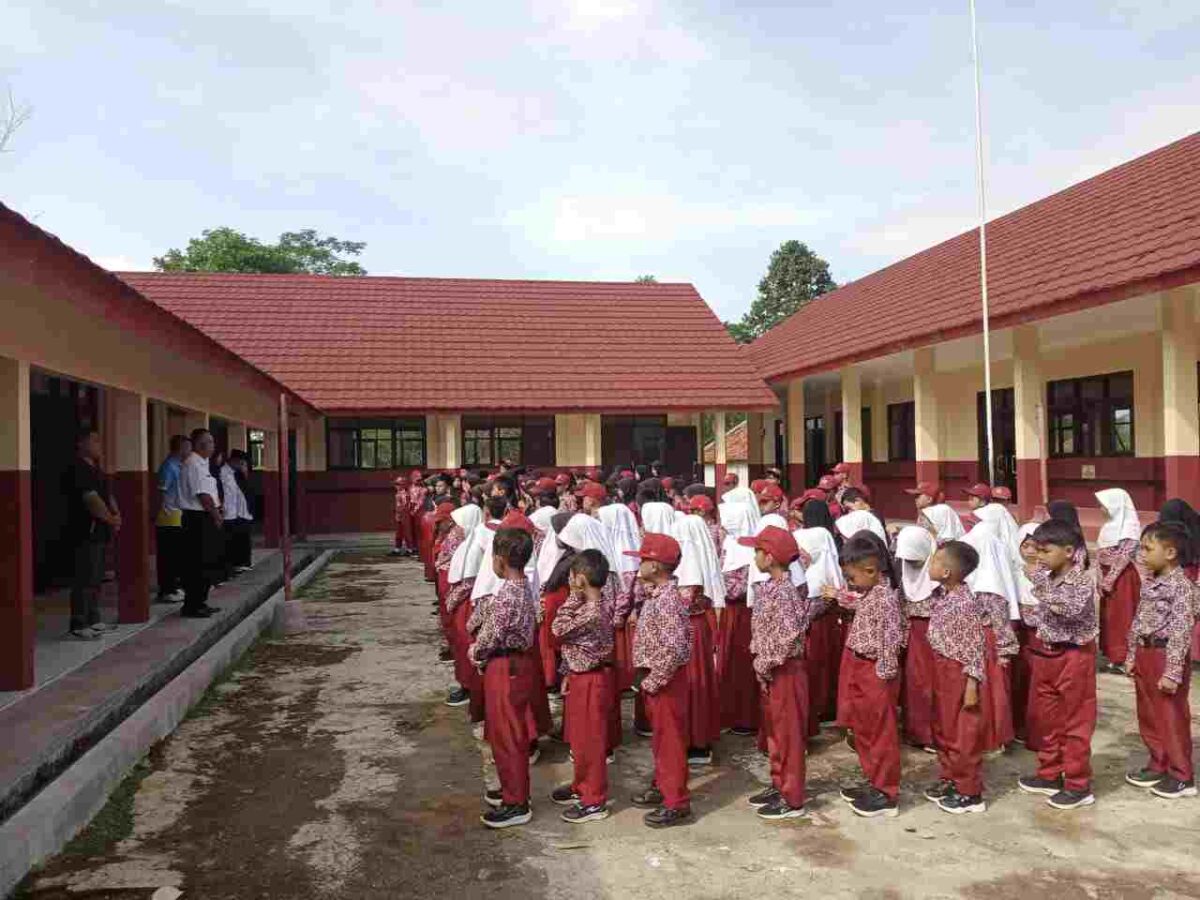 Suasana masuk perdana usai libur Idul Fitri 2025 di SDN Leuwihalang, Tasikmala/ dok istimewa